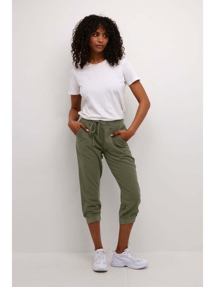 Caprihose Naya Regular fit in Grape Leaf