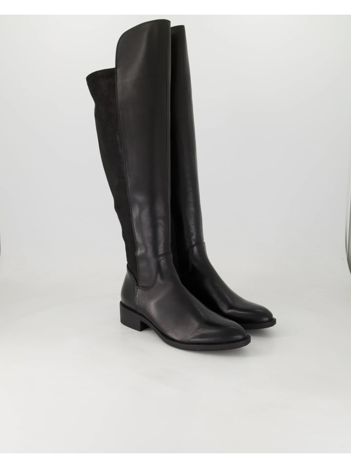 Klassische Stiefel in Schwarz