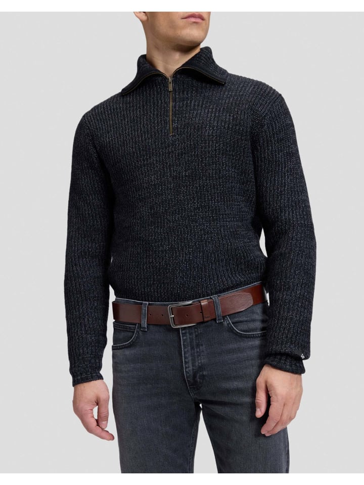 Gürtel Embossed Logo in Dark Brown
