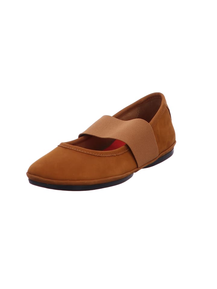 Schnürschuh in braun