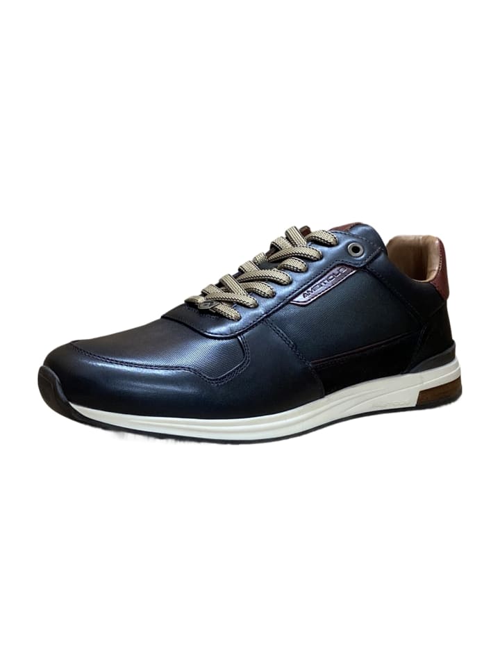Sneaker Low in Braun