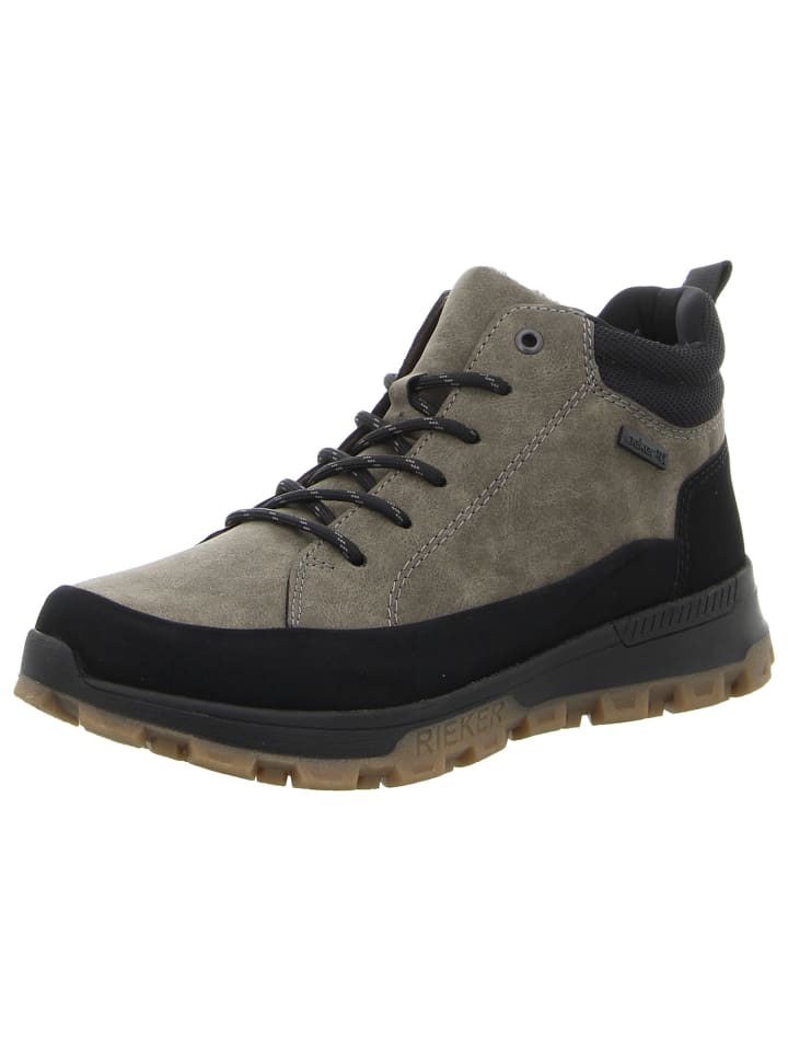 Schnürschuh in schwarz