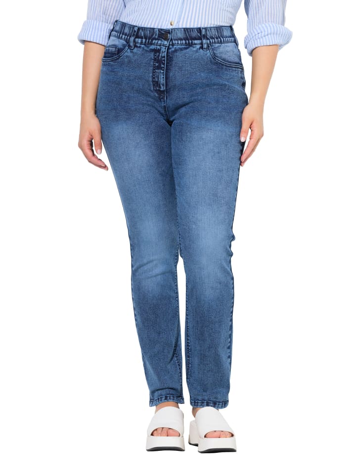 Jeans in blue denim