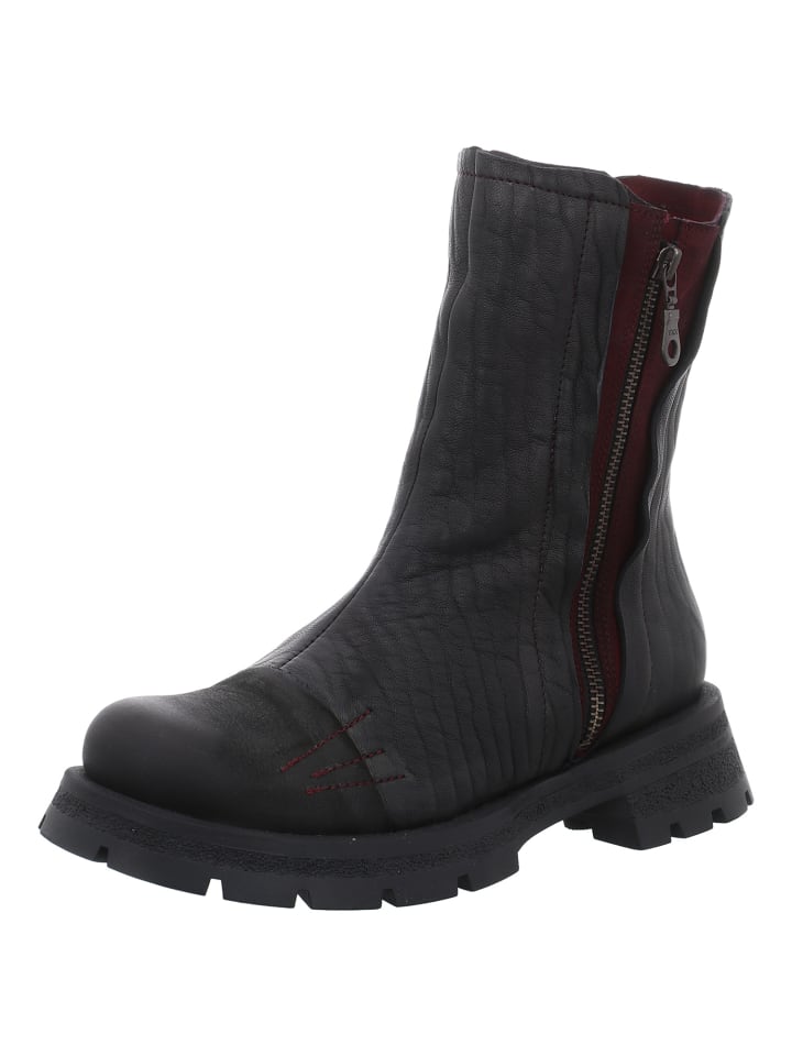 Stiefelette in schwarz
