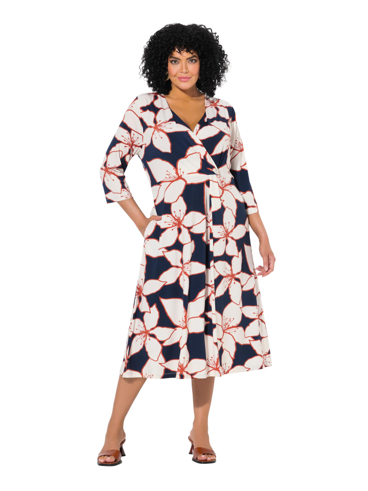 Kleid in marine