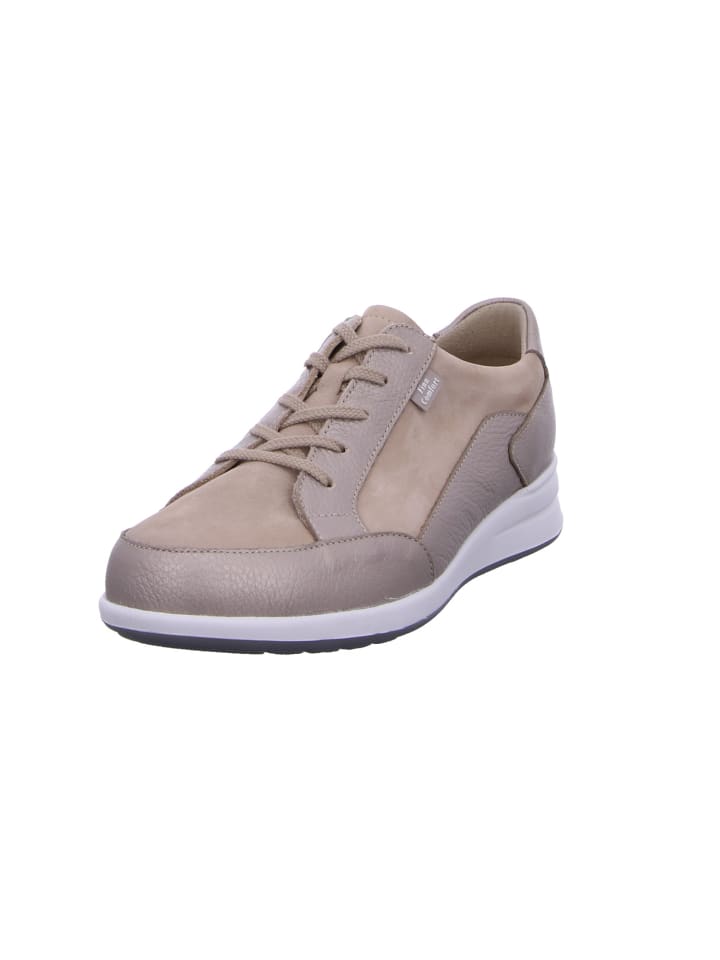Schnürschuh in grau