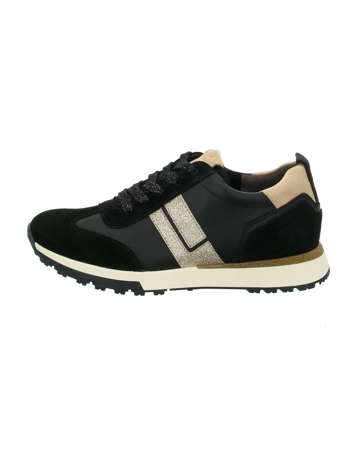 Sportliche Schnürschuhe in Schwarz