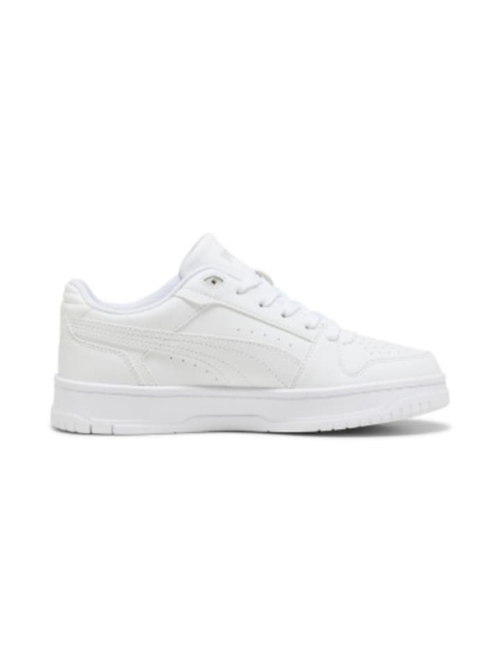 Sneaker Rebound in Licht