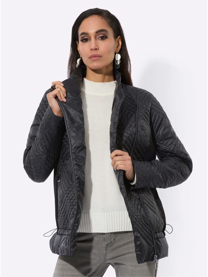 Daunenjacke in schwarz