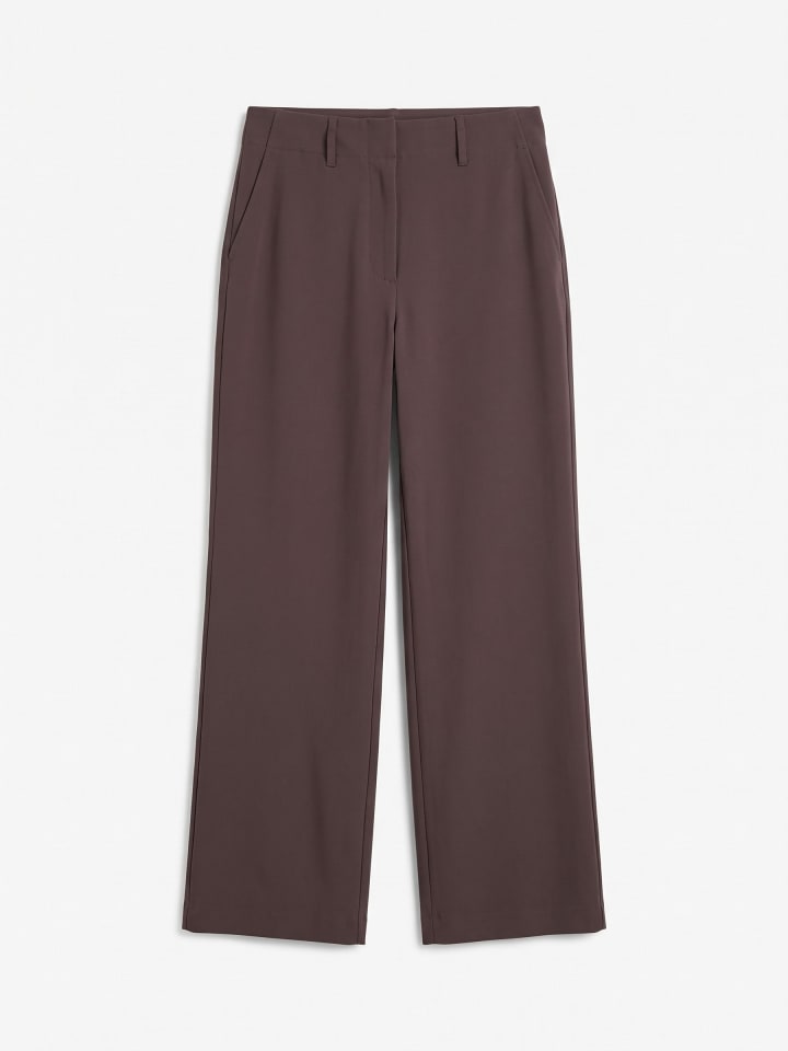 Hose in Chocolate Brown