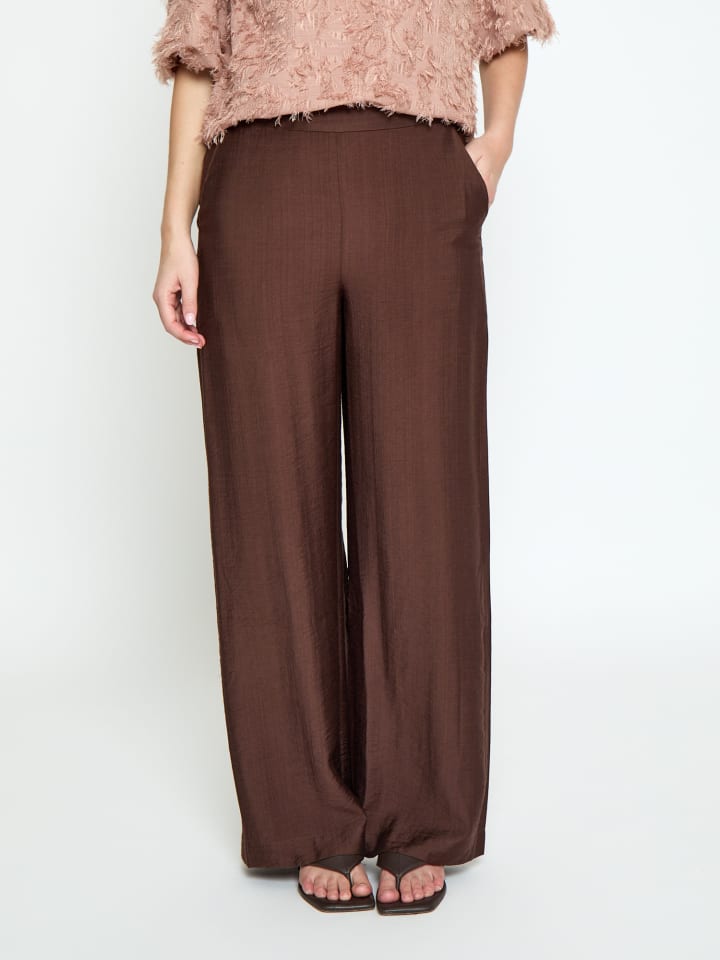 Hose in Chestnut