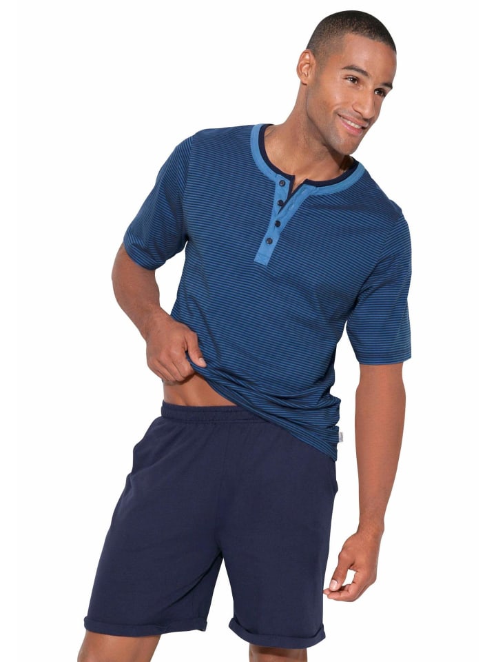 Pyjama in blau-gestreift-marine