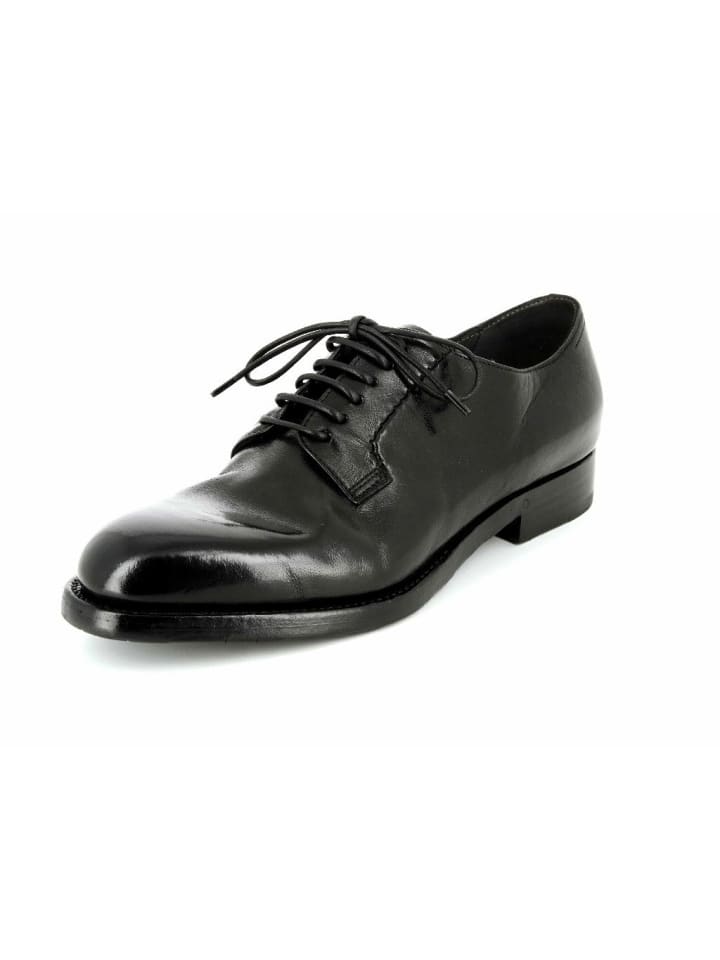 Schnürschuh in schwarz