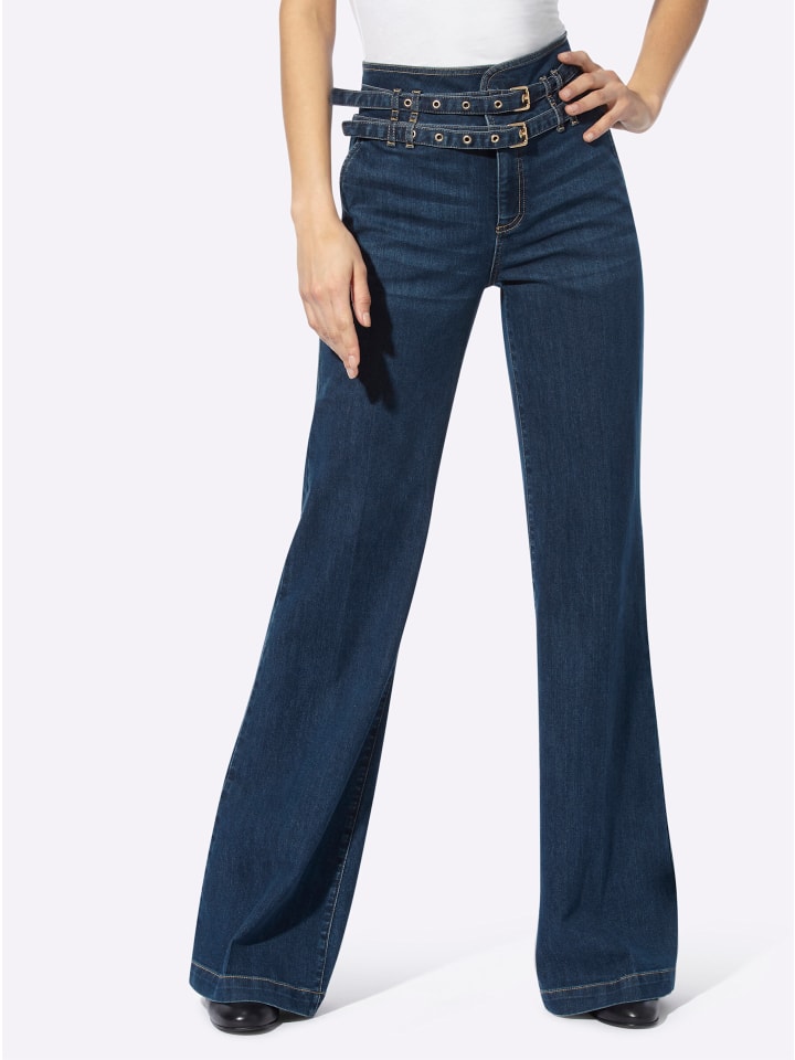 Bootcut-Jeans in blue-stone-washed