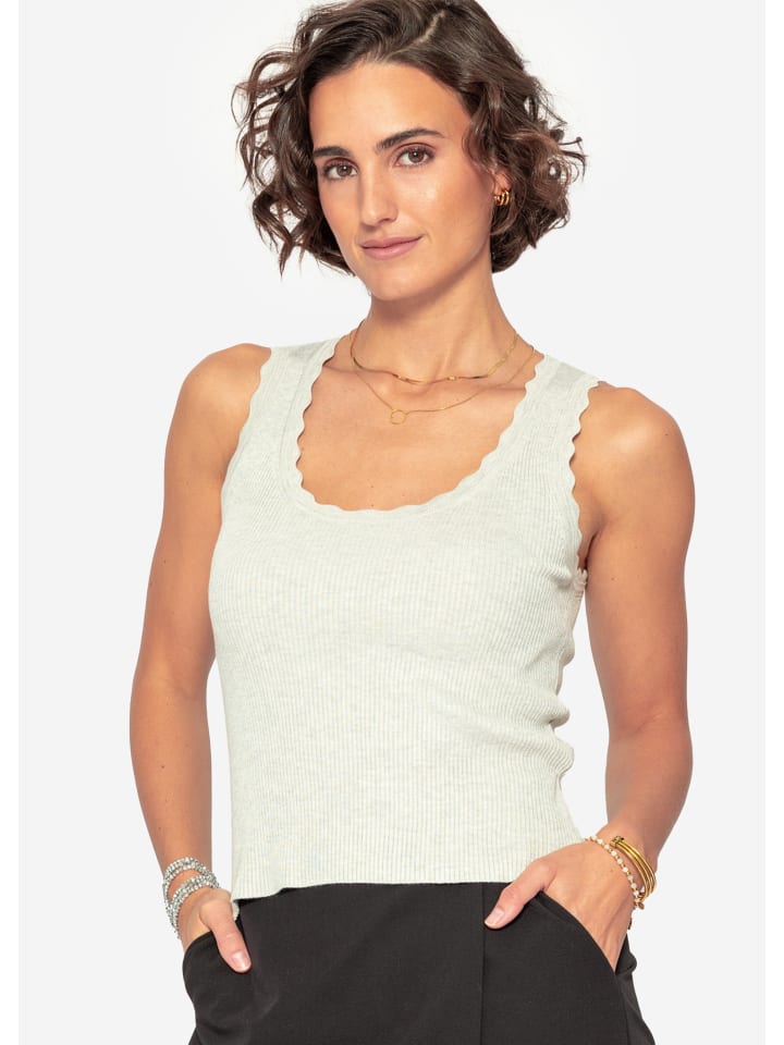 Tank Top mit Bogenkante in Grau