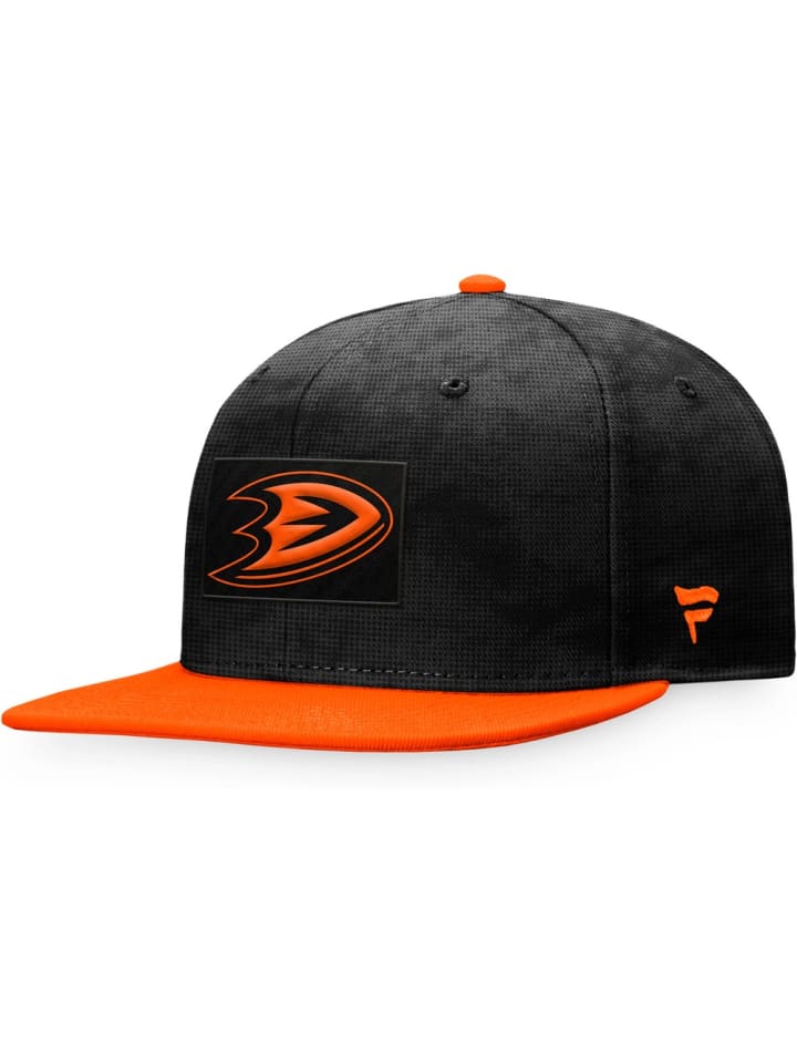 Cap in Schwarz
