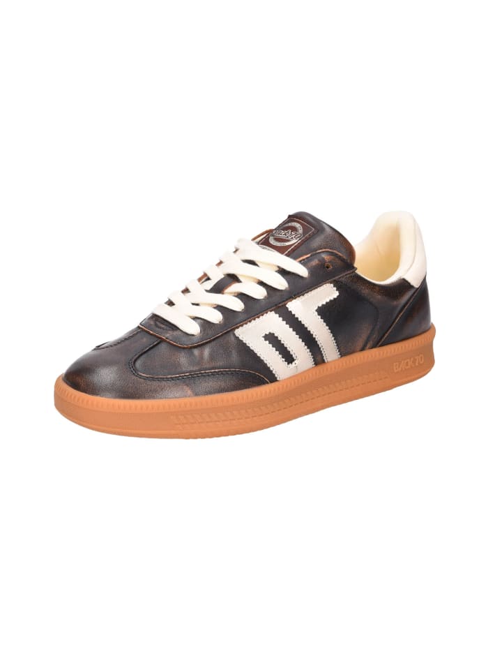 Sportlicher Schnürschuh in braun