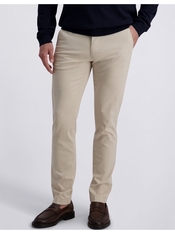Chino Colmar in Mojave Desert