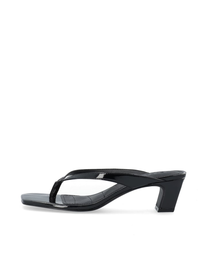 High Heels in BlackPatent
