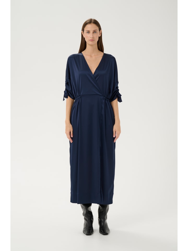 Casual LAKEIW Feminine Form in Midnight Magic