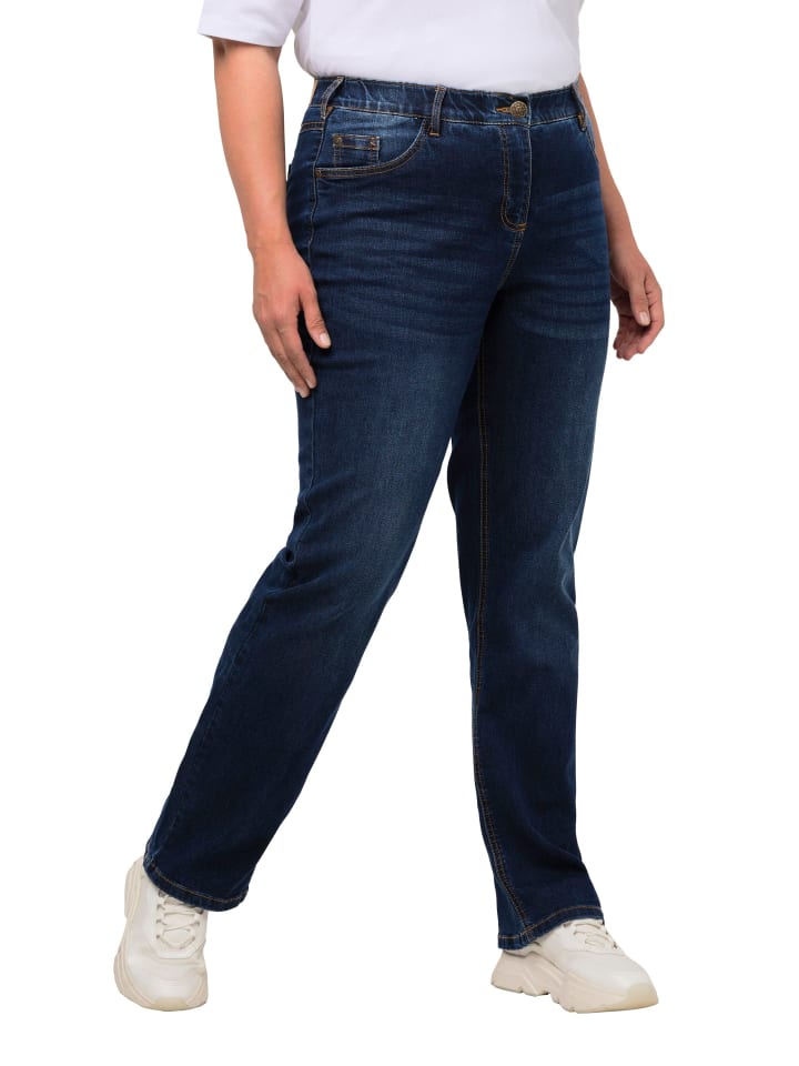 Hosen in blue denim