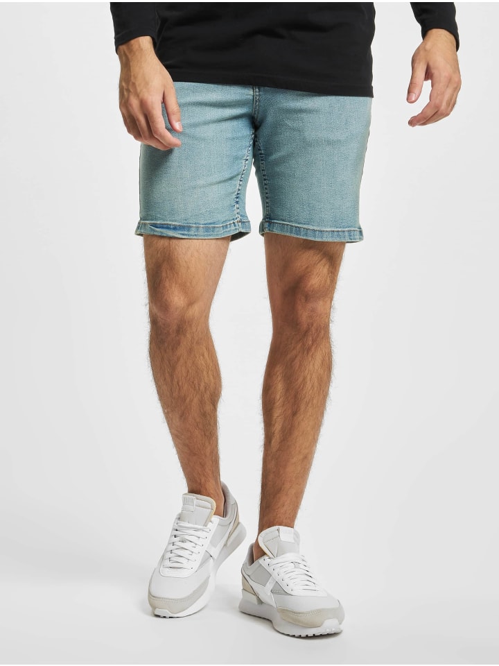 Jeans-Shorts in lightblue washed