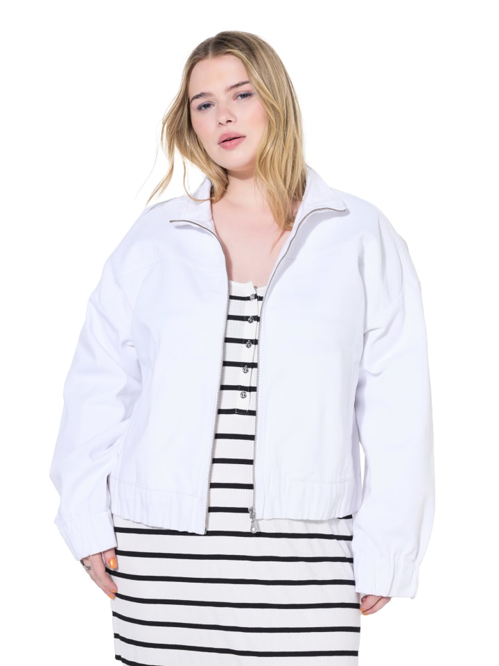Kurzjacke in white denim