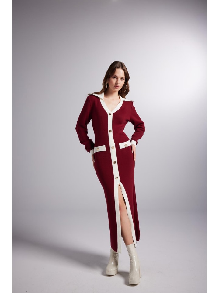 Kleid in Bordeaux