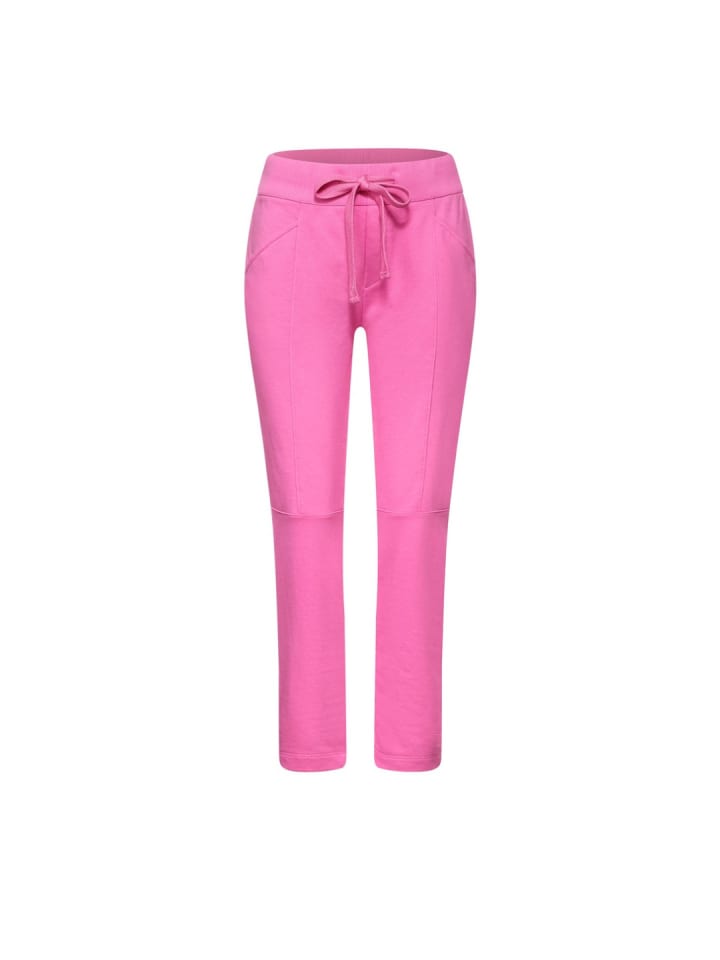 Hose in intense poppy rose