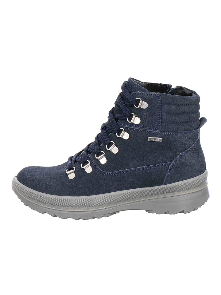 Boots in Blau