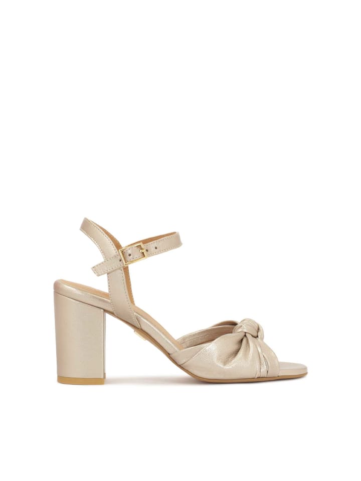 Sandaletten in Gold
