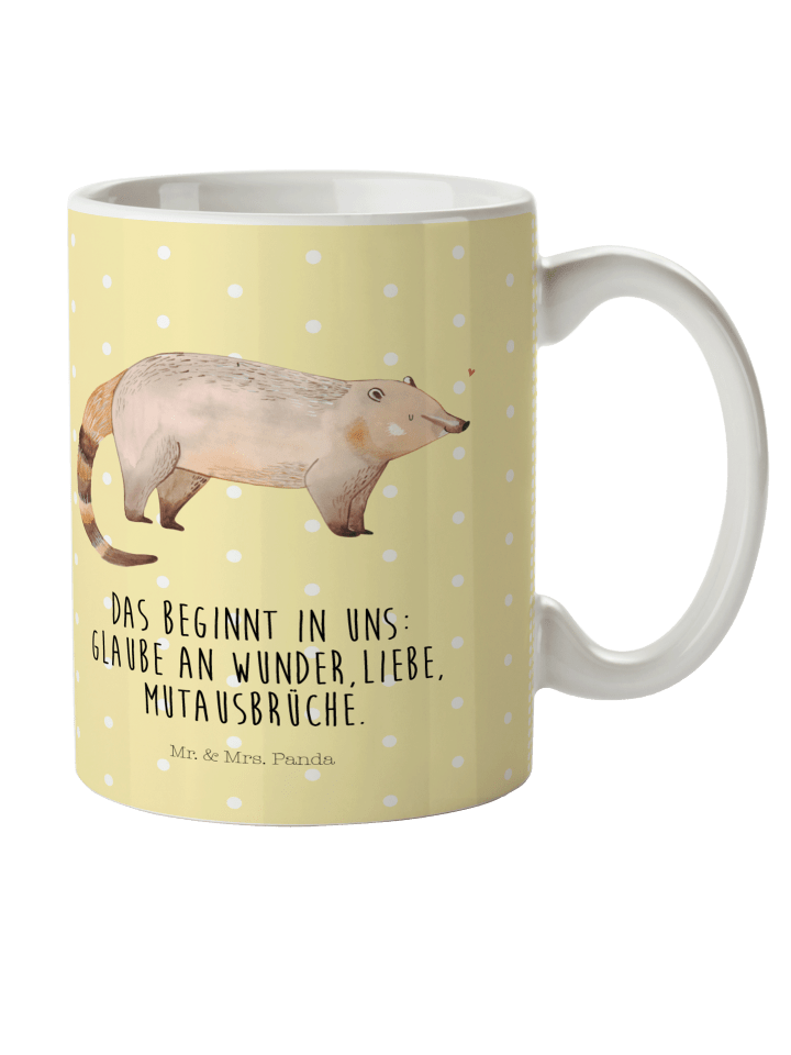 Kindertasse Nasenbaer mit Spruch in Gelb Pastell