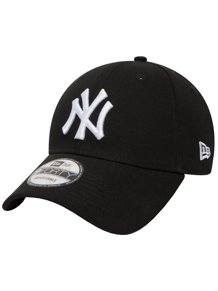 New Era League Essential 9FORTY New York Yankees Cap in Schwarz