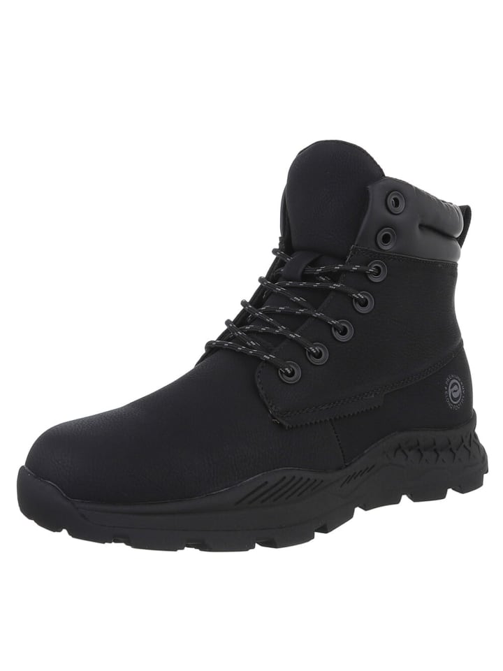Boot in Schwarz