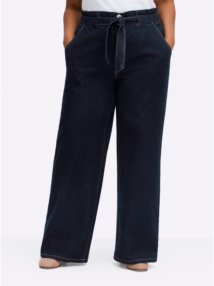 Jeans in dark blue