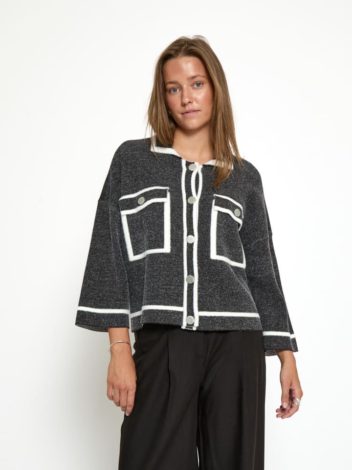 Strickjacke in Black