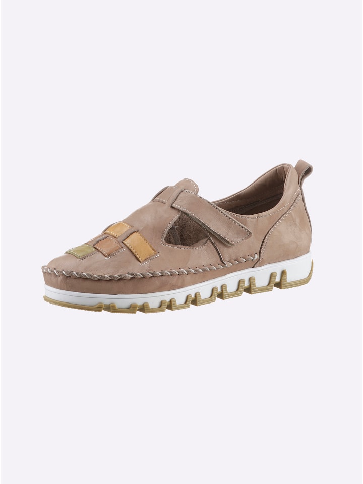 Slipper in camel