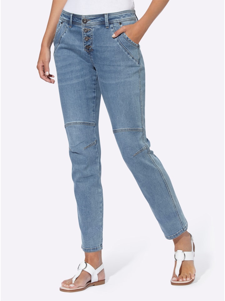 Jeans in blue-bleached