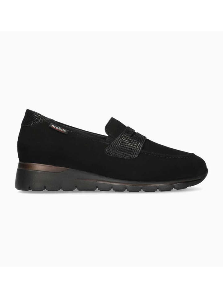 Schnürschuh in schwarz