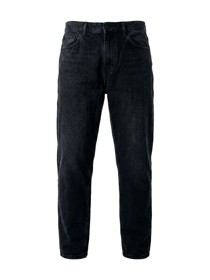 Relaxed Fit in black