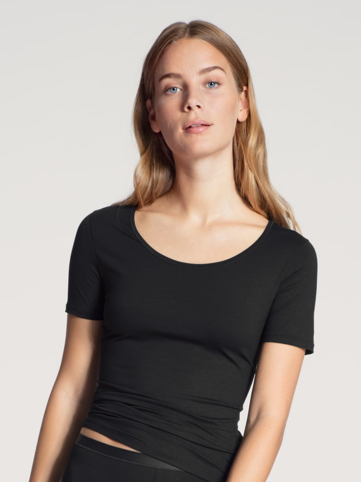 T-Shirt in schwarz