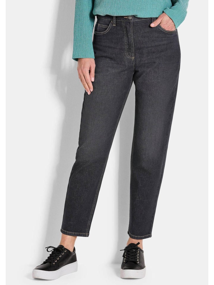 Baumwoll-Stretch Mom Jeans SARA in schwarz