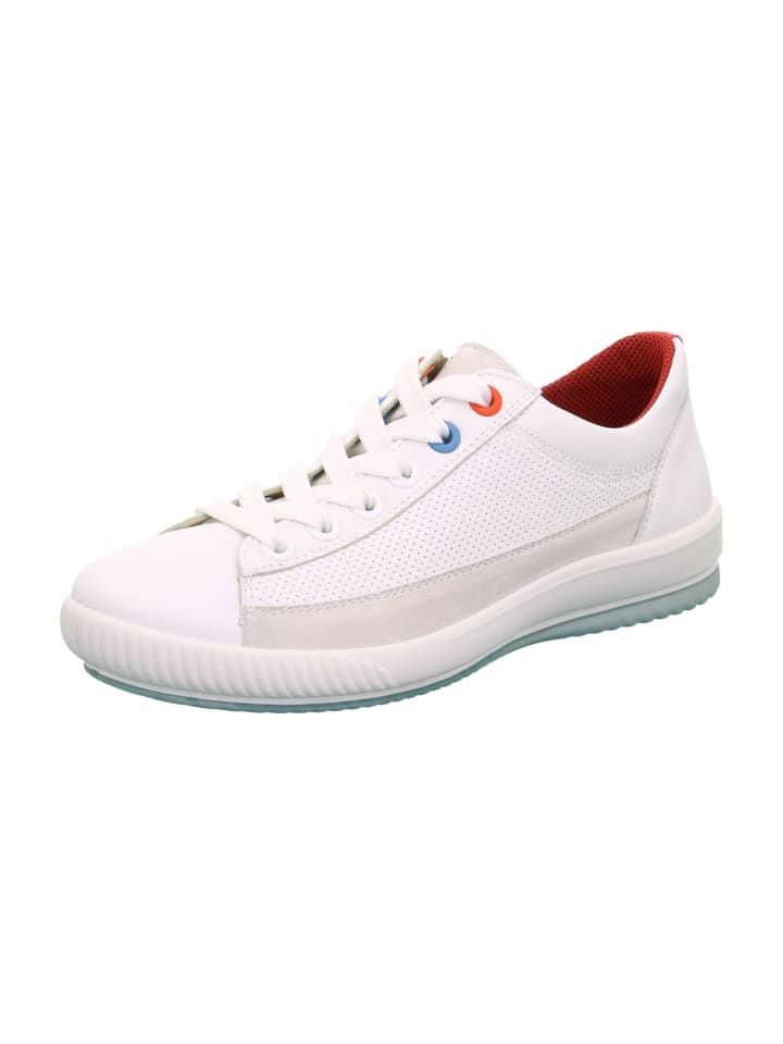Klassische Schnürschuhe in Weiß