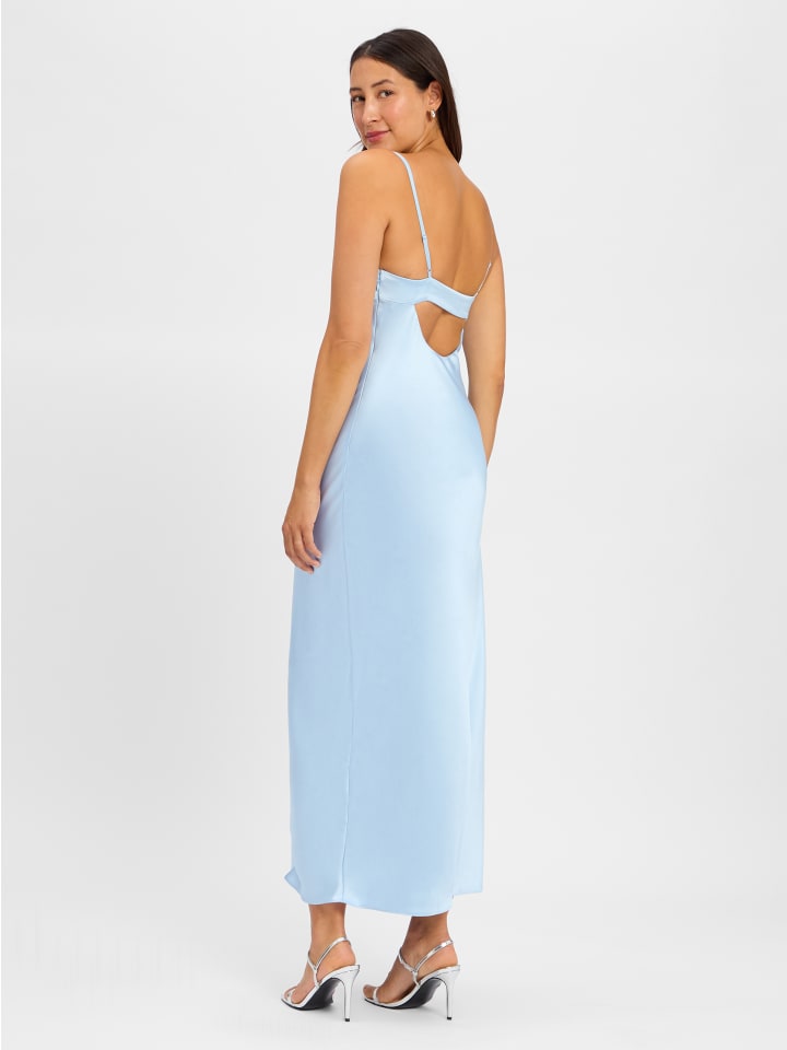 Kleid in hellblau - 0001