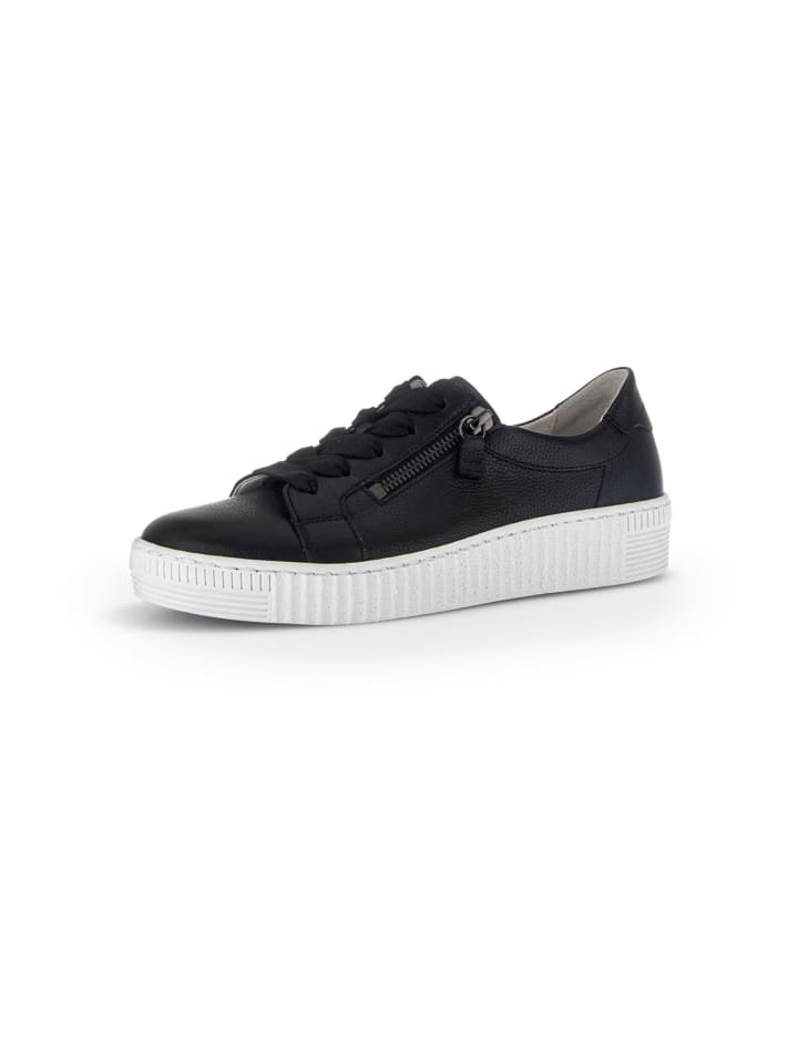 Sportliche Schnürschuhe in Schwarz