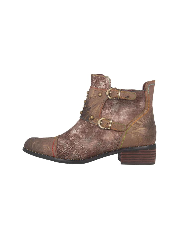 Boots in Braun
