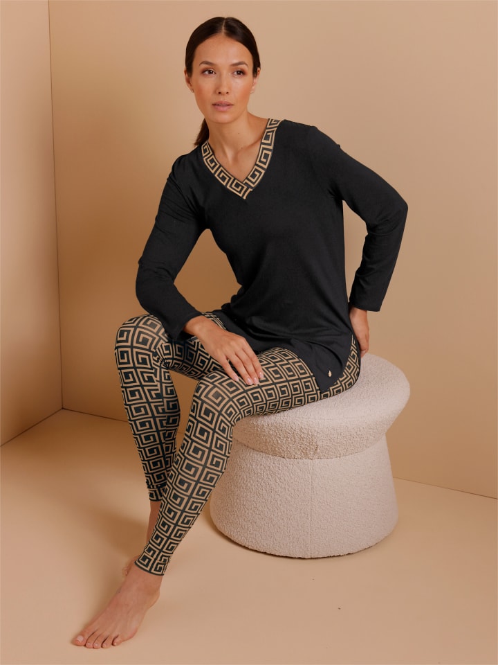 Modal-Longshirt in schwarz-camel