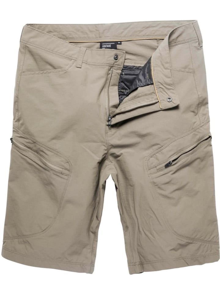 Short in Beige