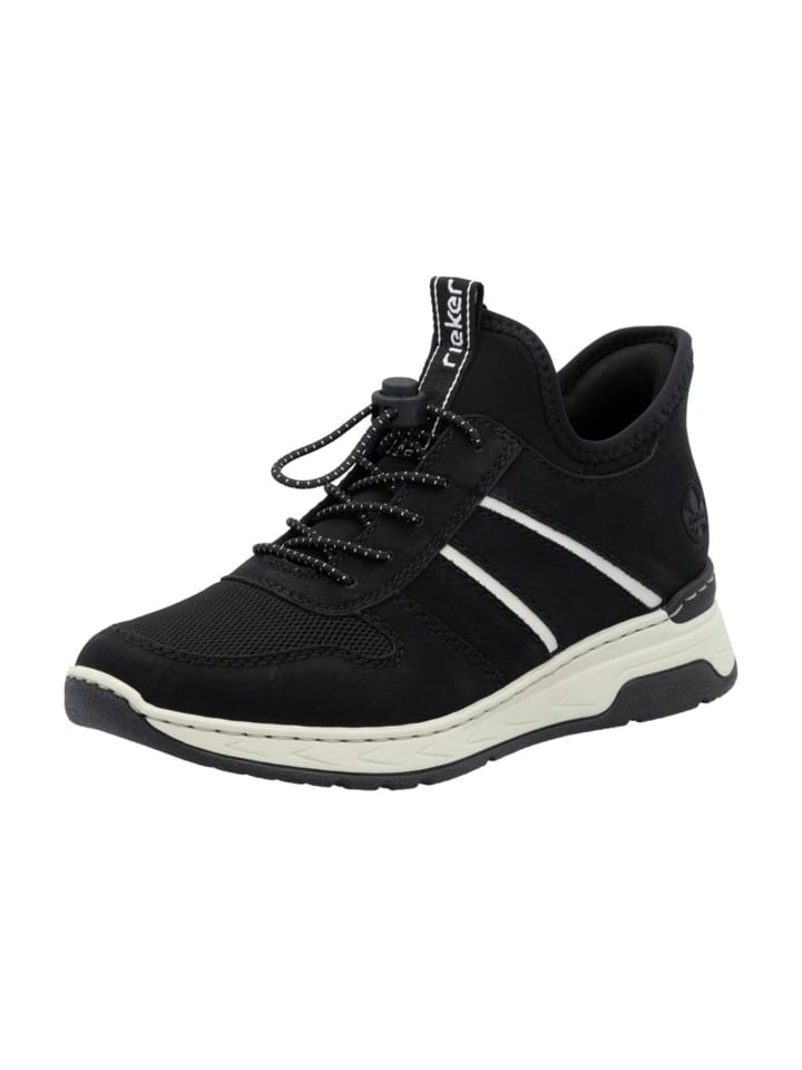 Sportliche Schnürschuhe in Schwarz