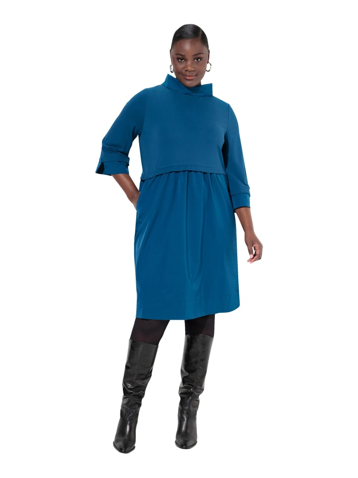Kleid in mittelblau